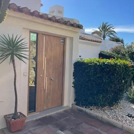 La Perla Del Mar Apartment *