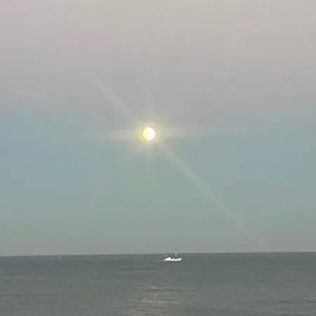 公寓 La Perla Del Mar 埃斯特波纳