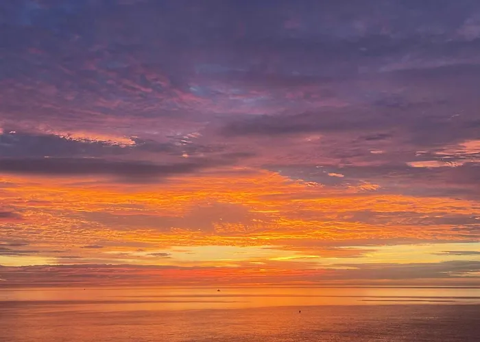 La Perla Del Mar 埃斯特波纳